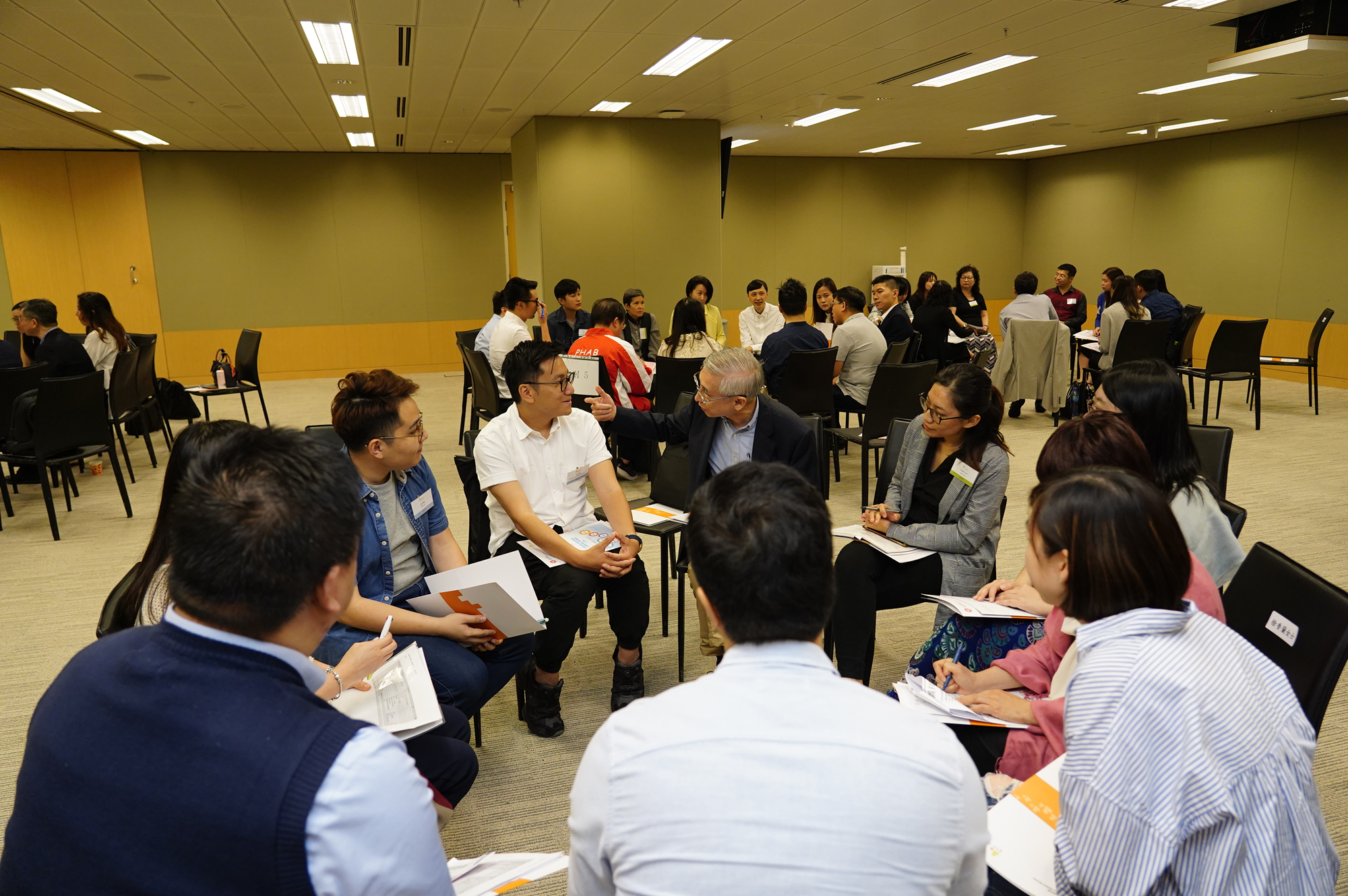 跨界別合作會面