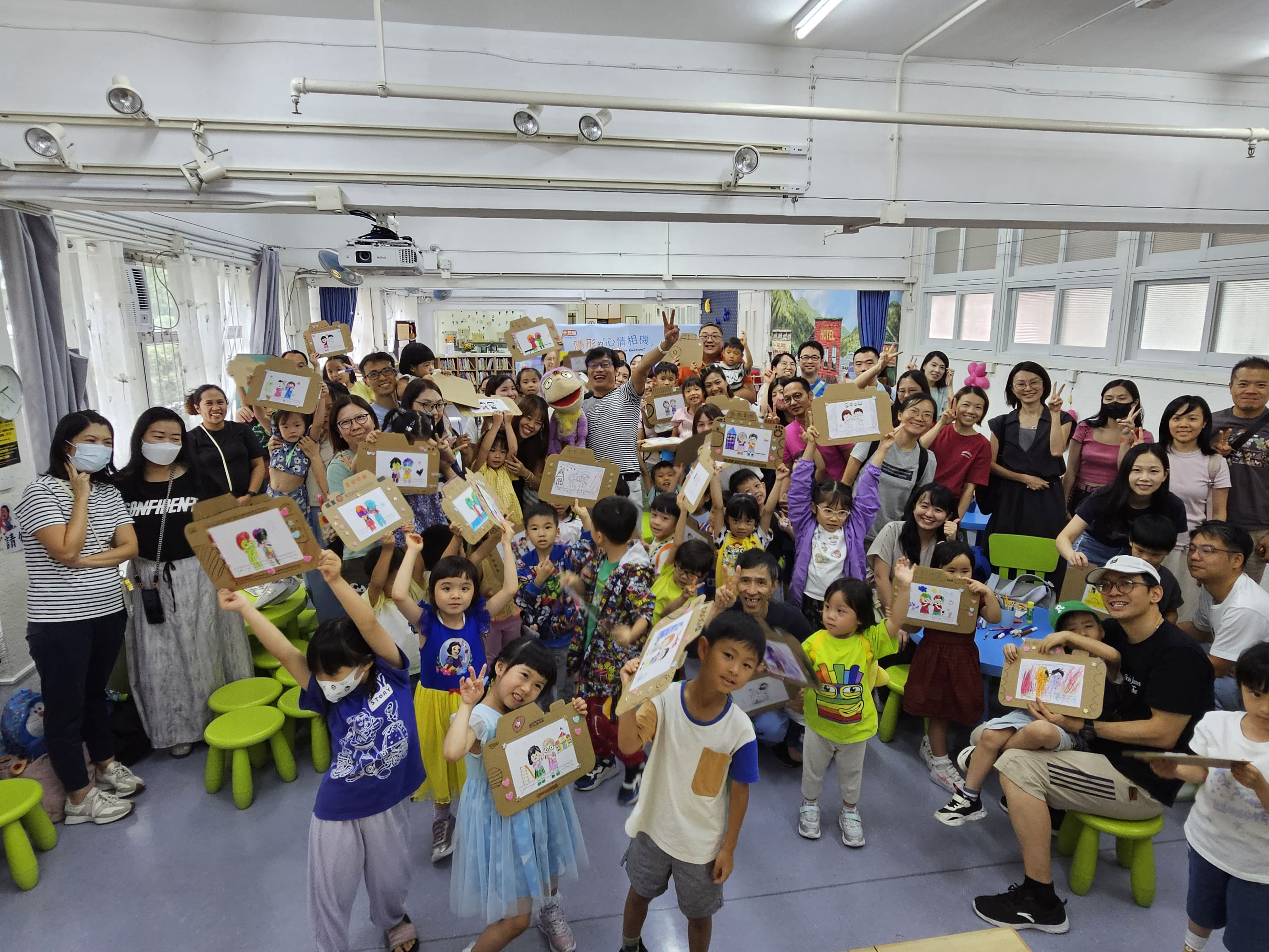 The storytelling workshops attracted a total of over 270 children and parents.